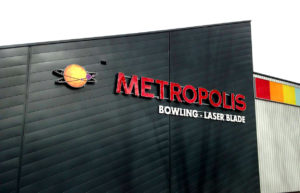 Inaugure en France le 5e centre de loisirs Metropolis avec le Bowling Imply