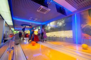 Centre de Divertissement en Russie ouvre avec 2 Imply Bowling Café Lanes