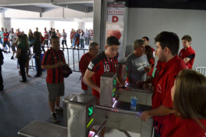 Tecnología Imply proporciona comodidad y seguridad a los aficionados del club Atlético Paranaense