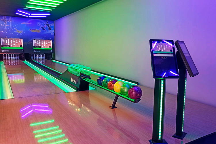 Marciano’s Burguer Elevates Customer Experience with Imply® Bowling