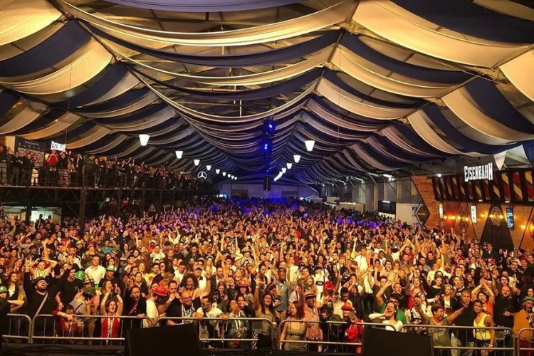 Imply@ ElevenTickets vai operar as maiores oktoberfests do país.
