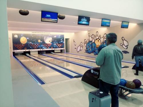 Funscape Entertainment Center Opens Bowling Café in Lebanon