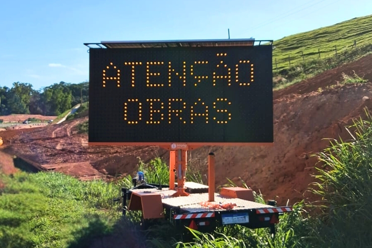 Grupo EcoRodovias PMVs Móveis Imply®