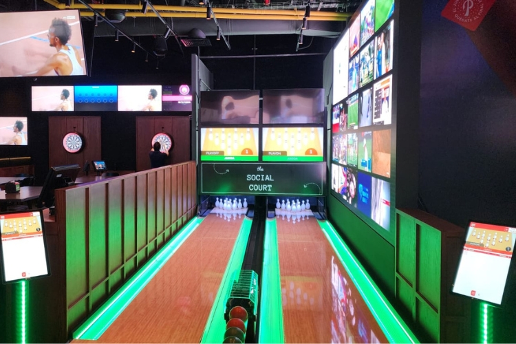 Playoff Sports Bar Mérida México Pistas de Mini Boliche Imply®