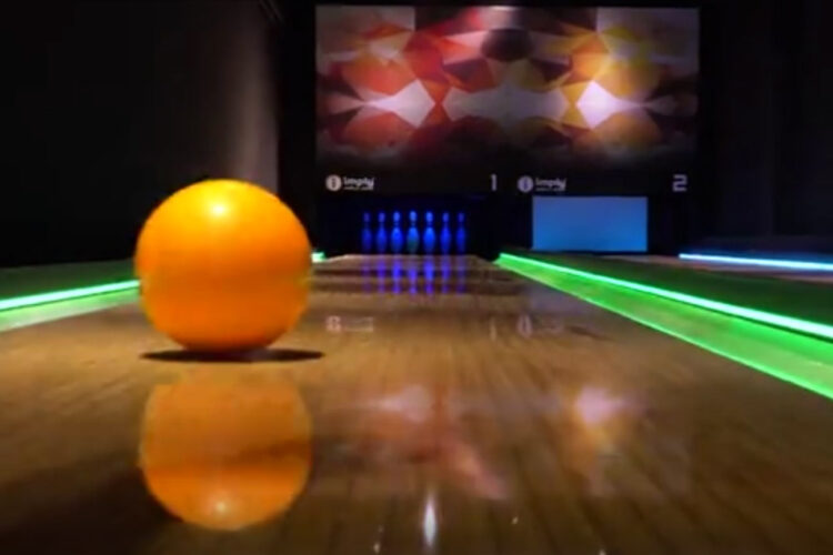 Vem Pra Mesa offre des pistes de bowling Imply® à Natal