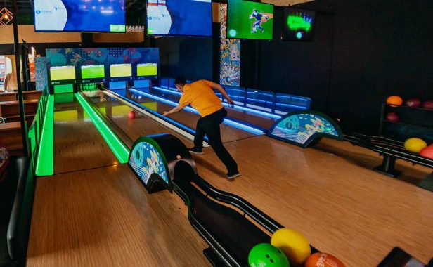 Bowling Alleys FEC Happy Moments Ecuador (2) Bowling Alleys FEC Happy Moments Ecuador (2)