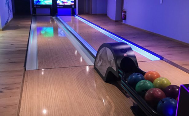 Le Diamond Rock eleva experiência de hóspedes com Pistas de Boliche Imply® Le Diamond Rock eleva experiência de hóspedes com Pistas de Boliche Imply®