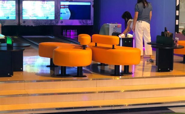 Game Station inova com 4 Pistas de Mini Bowling Imply® Game Station inova com 4 Pistas de Mini Bowling Imply®