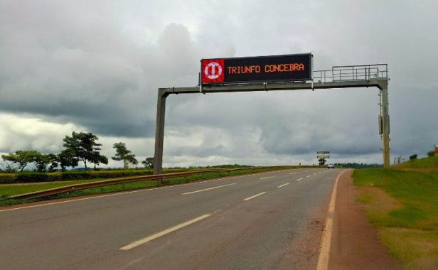 Oktober_Blumenau – 64 PMV Fixo Imply®instalado na rodovia BR 153 em Goiás