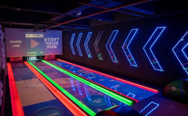 The Pink Falcon Gurgaon Índia Pistas de Boliche Imply® Kart Indoor The Pink Falcon Gurgaon Índia Pistas de Boliche Imply® Kart Indoor