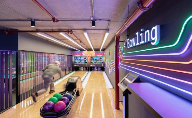 entorno corporativo con Imply® Bowling entorno corporativo con Imply® Bowling