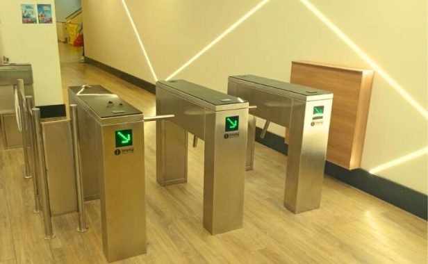 catracas-seguranca-entrada Catracas de segurança para entrada.