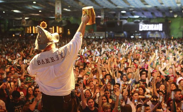 show-oktoberfest-1 show-oktoberfest-1