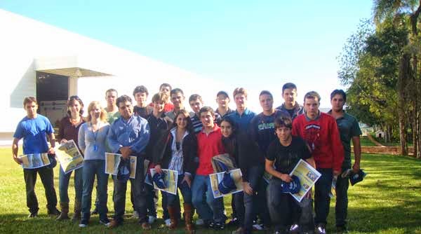 Estudiantes de IFSUL Pelotas visitan Imply®